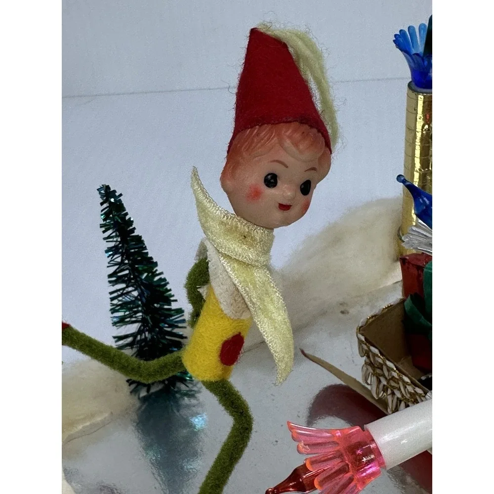 Vintage Pixie Diorama Illuminated Skating Rink Style NO 588 Christmas Japan Box